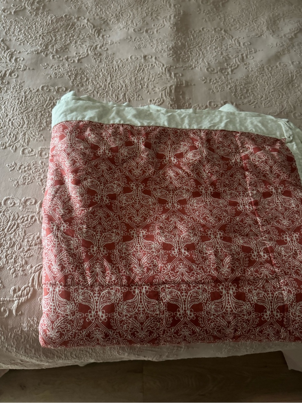 Patchwork Quilt Bedspread in Pink, Beige and Blue approx. 88 by 82 inches - Picture 7 of 7